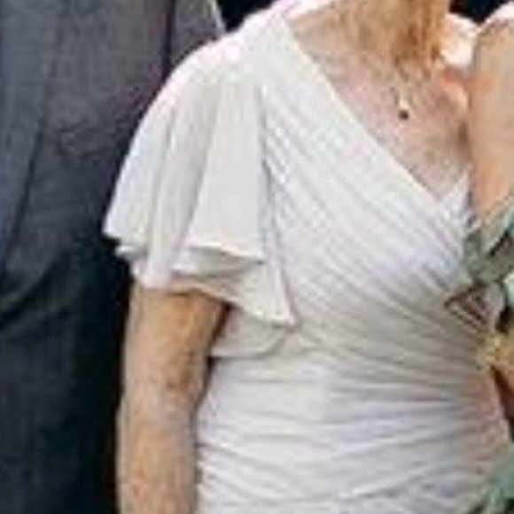 Signature Alfred Angelo, Size 10 - Picture 4 of 5